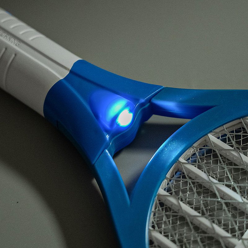 FF-108 Odłączana latarka LED Akumulator kwasowo-ołowiowy 250mAh z wtyczką Elektryczna packa na komary FF-108 Odłączana latarka LED Akumulator kwasowo-ołowiowy 250mAh z wtyczką Elektryczna packa na komary